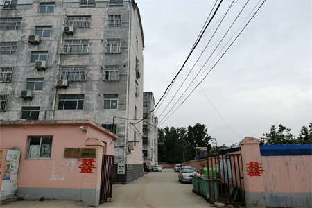 二实小实验中学附近黄金楼层中装三室两厅送储藏室车位